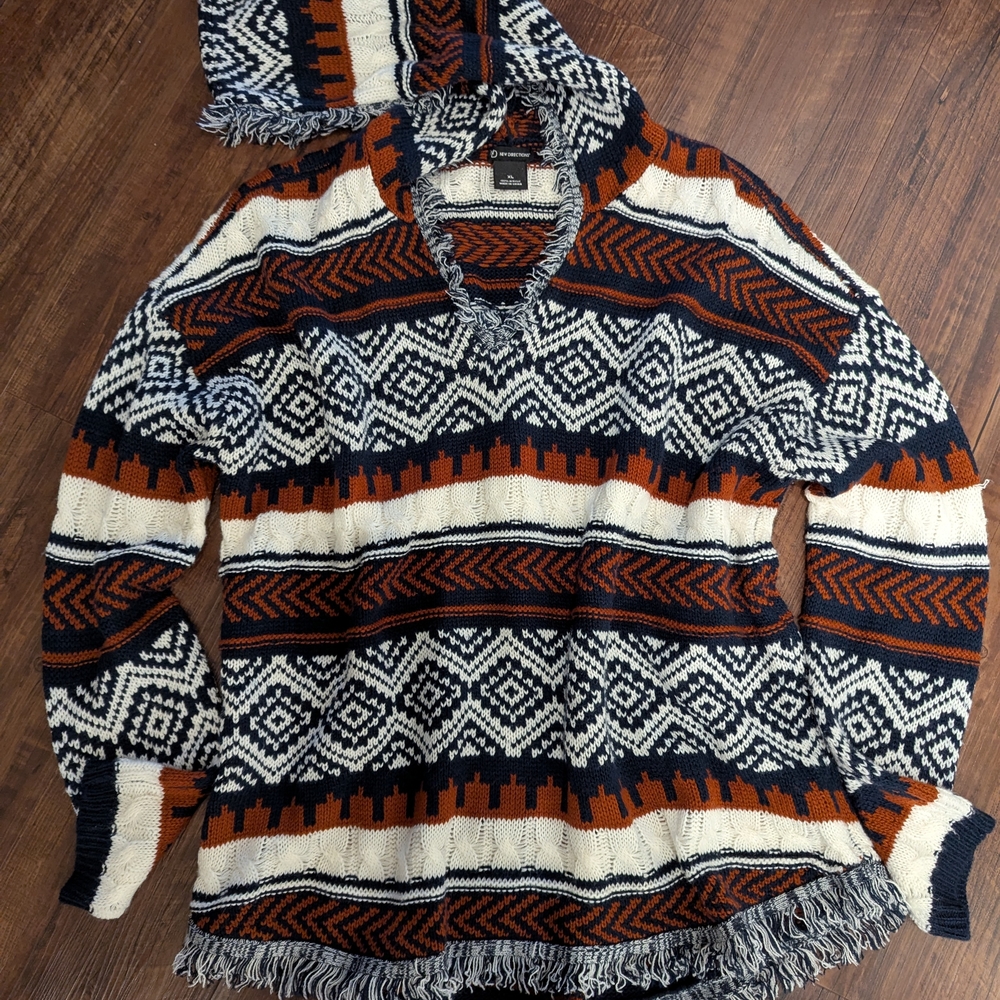 New Directions Geometric Knit Sweater in Navy, White, and Rust